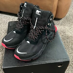 Sorel Kinetic Hiking Boot